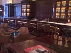 iphone_upload_pic-LONG BAR 廊吧(外滩华尔道夫酒店)