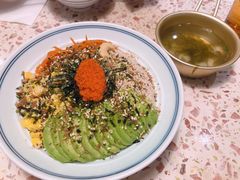 招牌金枪鱼牛油果拌饭-米仓食堂(凯德广场店)