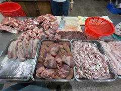 -标记美食新鲜猪杂(兴南大道店)