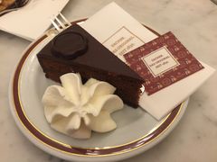 萨赫蛋糕-Cafe Sacher(WIEN)