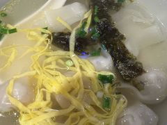 蟹籽虾仁鲜肉馄饨-南小蟹手工點心(三里屯店)