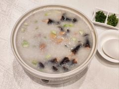 -景月阁空中食府(希尔顿酒店)