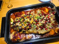 烤盘清江鱼香辣-小小河边鱼(天润城店)