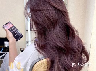 安全不用漂的显白发色，春天发色分享不用漂的树莓紫