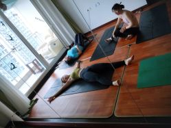 -Yvon yoga 瑜伽·精准体态管理中心