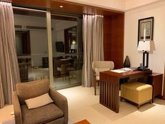 -三亚湾海居铂尔曼度假酒店