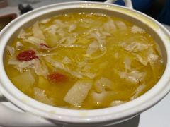 -桂满陇·手作小笼包&江南叫花鸡(中山公园店)