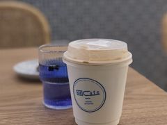 拿铁-OZ cafe(南昌路店)
