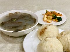 -胡成记口蘑龙眼包子(盐道街店)