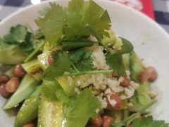 刀拍脆黄瓜-雪熊哈尔滨烧烤·精酿啤酒·砂锅(中央胜境店)