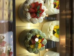 -花花卷卷·鲜食蛋糕(静安久光百货店)