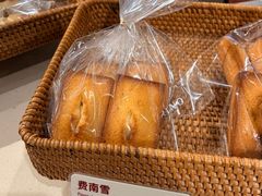 -CARINO BAKERY&CAFE(人广来福士店)