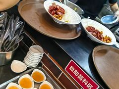 -裕记烧腊连锁餐饮(国商分店)