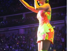 -宝能国际体育演艺中心