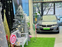 -上德宝骏宝马5S店