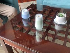 -梁鸿湿地丽笙度假酒店大堂吧