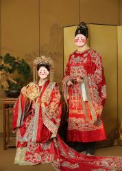 -城市花园婚纱摄影