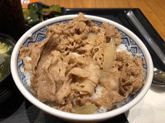 招牌特制牛肉饭-吉野家(深圳水贝分店)