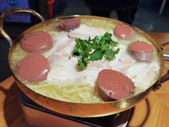 -老何二婶家铁锅炖·东北菜(白石洲店)