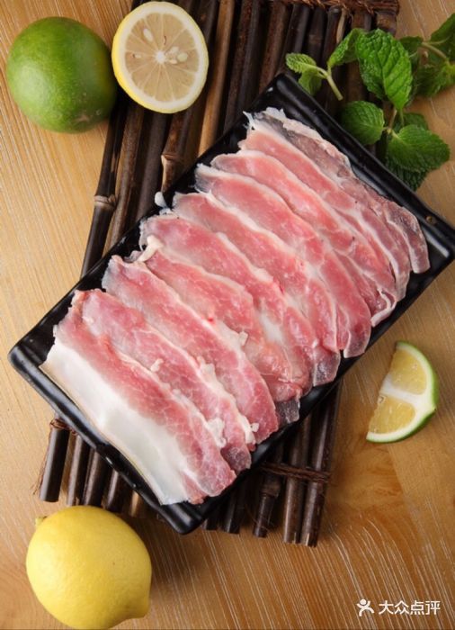 花火音乐酒吧·老火锅三线肉图片 - 第1张