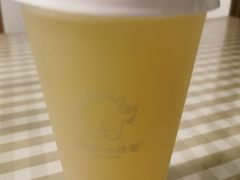 山泉油柑（绿屁屁）-茶力的小怪兽(梅林卓悦汇店)