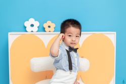 -小熊维尼高端儿童摄影(宝安旗舰店)
