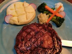 -SISTERS BAR RESTAURANT川意酒馆(嘉善老市H楼店)
