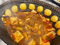 -田家大院东北农家菜铁锅炖(西安总店)