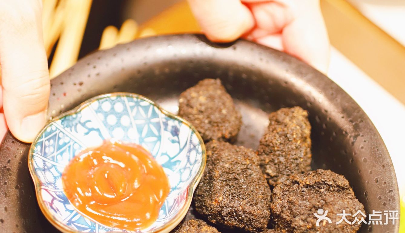 魔都舌尖上的面食🍜一家可以吃饭的“图书馆”
