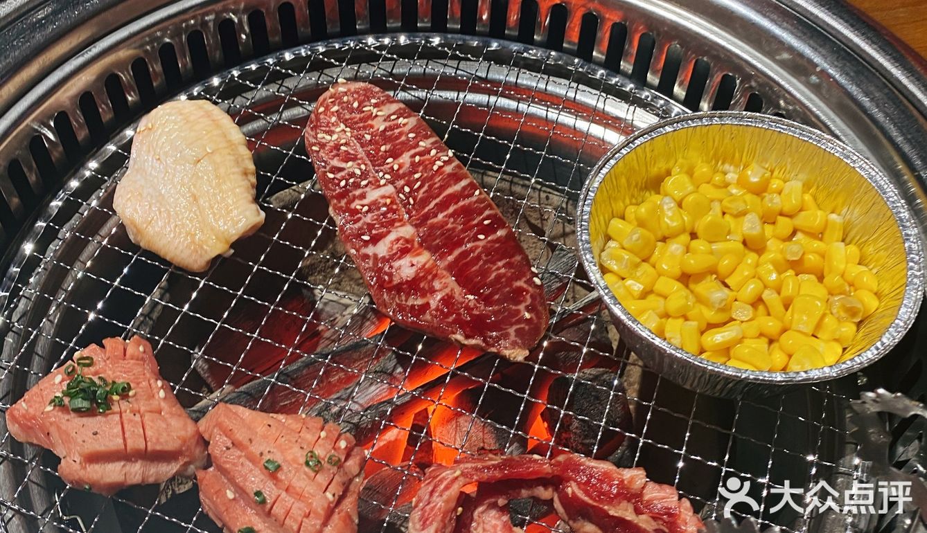 超哇塞的日式烤肉店-万牛隔膜屋