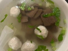 -松树干拌面店