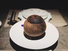 椰子八宝鸡汤-闻见中国海南菜(K11店)