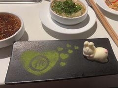 -海底捞火锅(威高广场店)