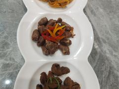 -朱记乳鸽王·非遗石岐乳鸽·全鸽宴(大兴旗舰店)