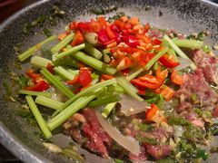 猫儿山的小黄牛-吃饭皇帝大土家民族菜(正大广场店)