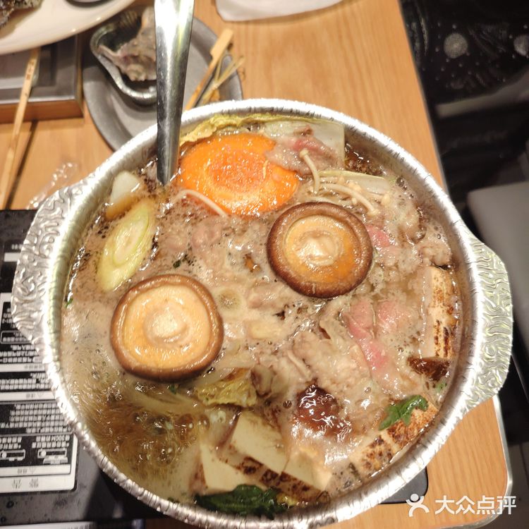 量给的很足，一口咬下去，满嘴都是虾的鲜虾