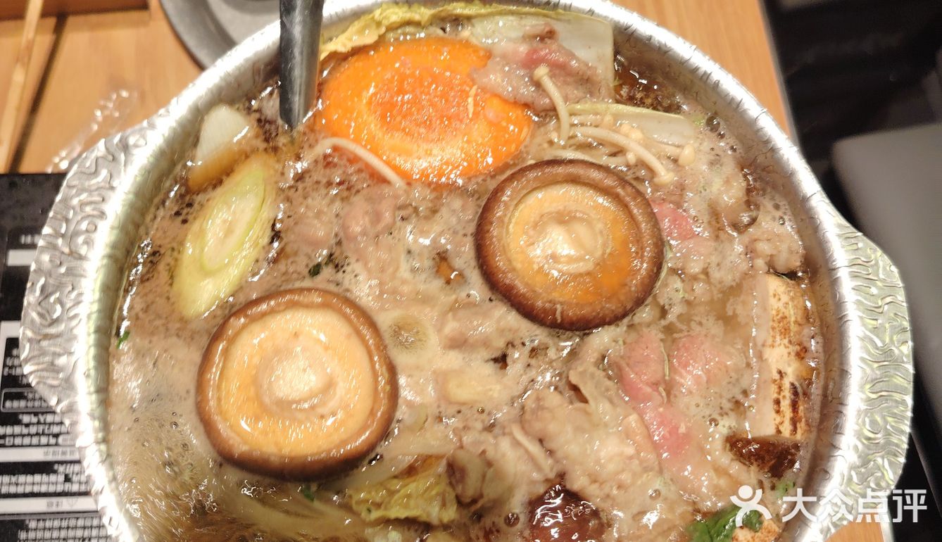 量给的很足，一口咬下去，满嘴都是虾的鲜虾