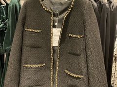 -URBAN REVIVO(欢乐海岸购物中心店)