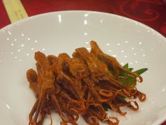 -侬佳蒸菜馆(听潮店)