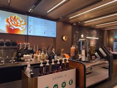 -星巴克臻选(上海今潮8弄店)