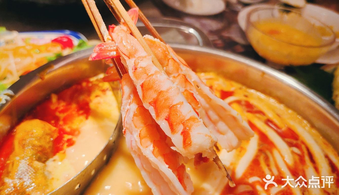 成都探店｜泰式海鲜火锅，甜品小吃冰淇淋免费吃~