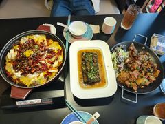 -桥边小楼·手工云南菜·古城观景小楼