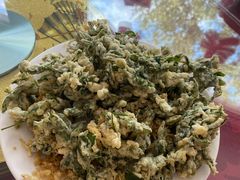 炸花椒芽-北京龙庆四季香农家饭庄·灶台鱼·碳烤虹鳟鱼(龙庆峡店)