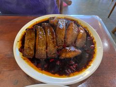 -巷子深菜馆·津门肘子(滨海店)