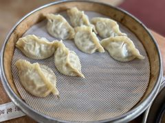 牛肉蒸饺-清真老铁家灌汤包