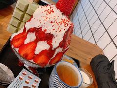 草莓牛乳冰-WONDER ICE 萬得冰田(建設路总店)