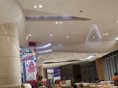 -天津滨海圣光皇冠假日酒店