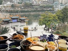 -包整·丝娃娃(一览甲秀楼风景店)