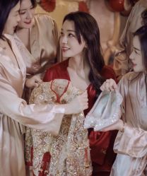 点击看大图 -挪娅婚纱摄影皇家会所