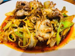 爆炒八爪鱼-臻鲜燕海鲜融合餐厅(金陵style店)